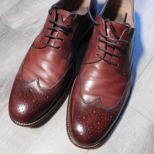 Banana Republic Men's Dress Shoes Burgundy Oxford